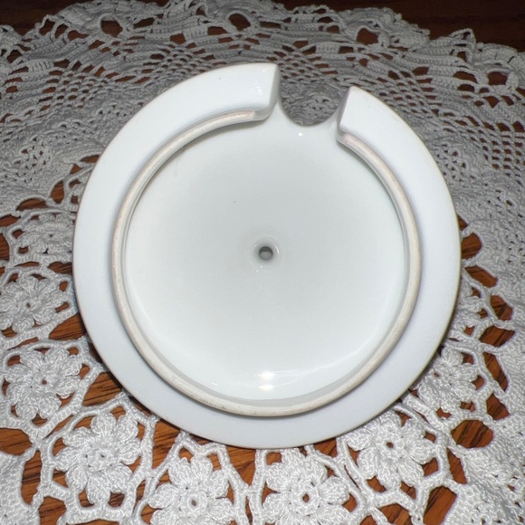 Vintage Noritake Blue Lustre Hand painted Sugar Bowl with Lid - Picture 6 of 14